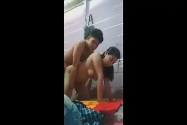 Goyang Pantat Bohay Doggy Style Mantul Liar Kasur